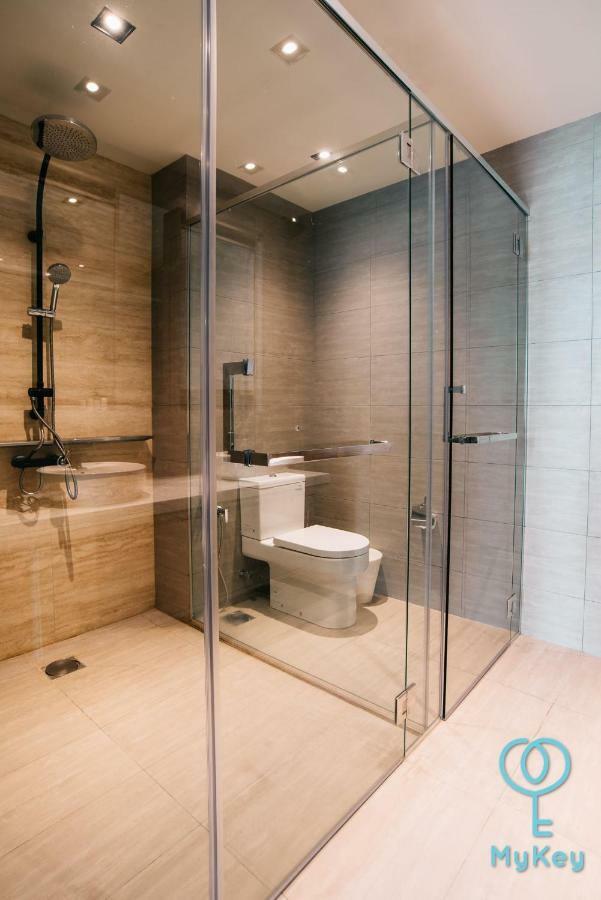 Aparthotel Expressionz Professional By Mykey 5*