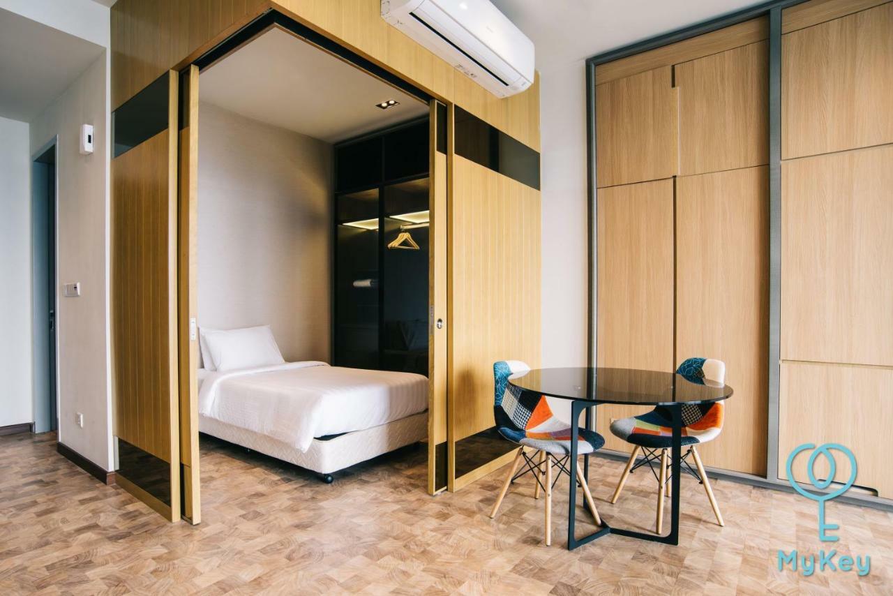Aparthotel Expressionz Professional By Mykey