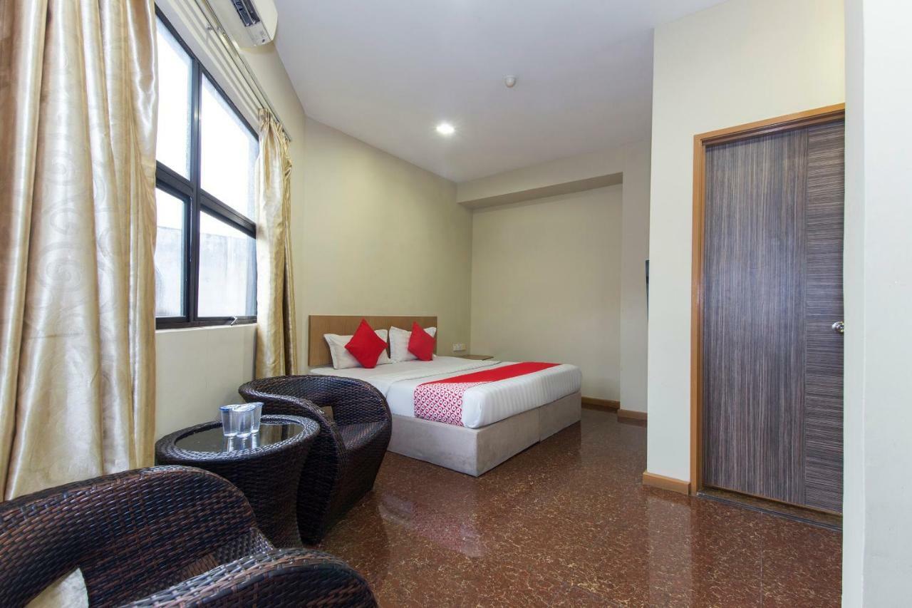 Oyo 422 Reno Hotel Kuala Lumpur
