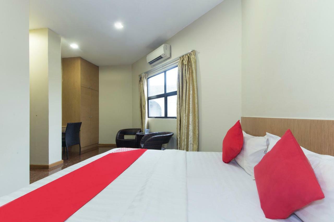Oyo 422 Reno Hotel Kuala Lumpur