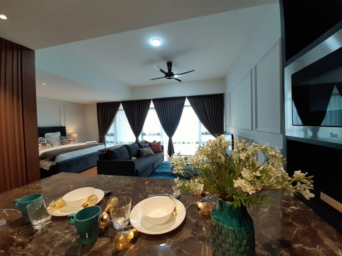 Khách sạn hẻo lánh Anggun Residences By 7stonez 3*