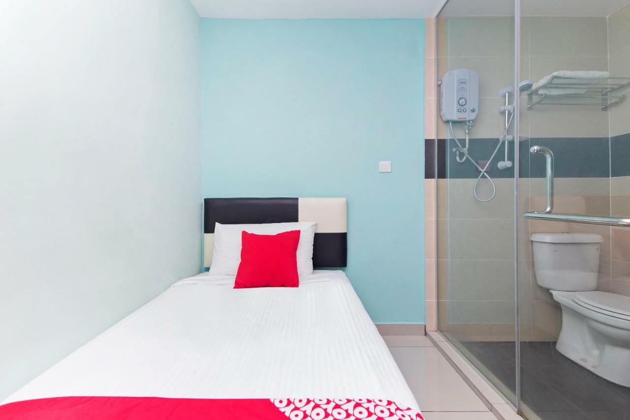 Hotel Oyo 220 Sri Maluri Kuala Lumpur