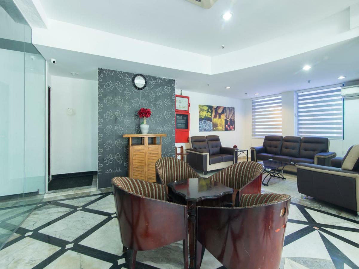 Hotel Azimuth 2*