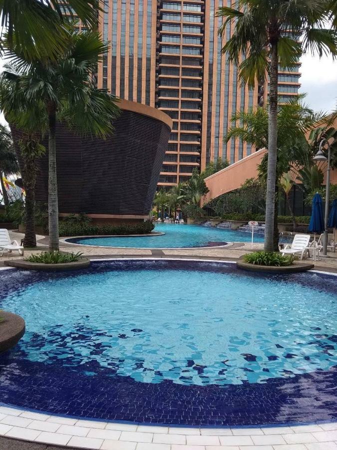 Times Square Private Service At Kl Apartment *