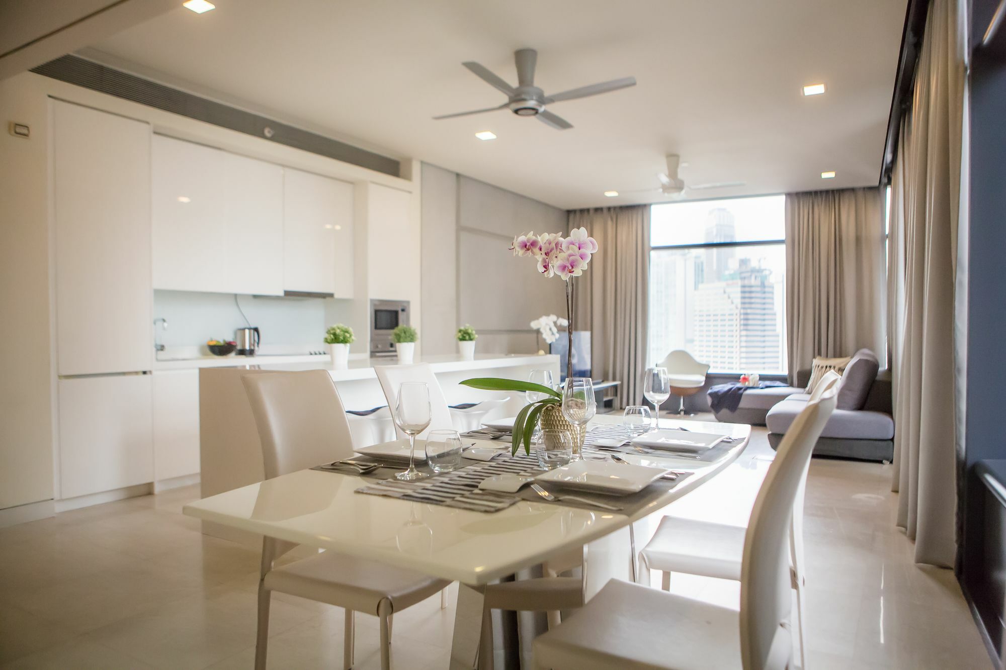 Troika Klcc Luxury One Bedroom