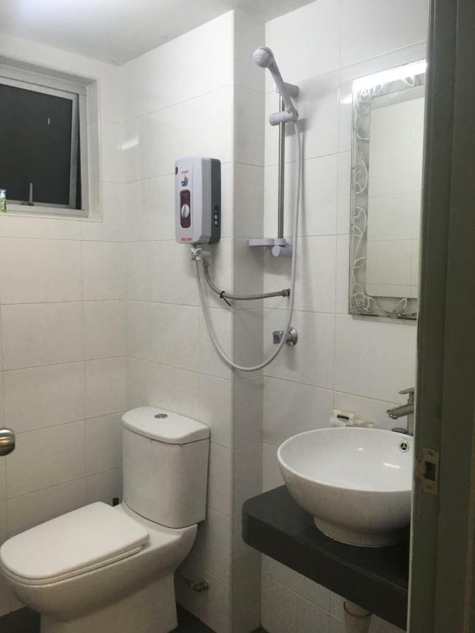 Moontel Homestay @ Vista Angkasa Kuala Lumpur