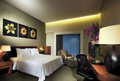 St Giles Gardens Residences Hotel