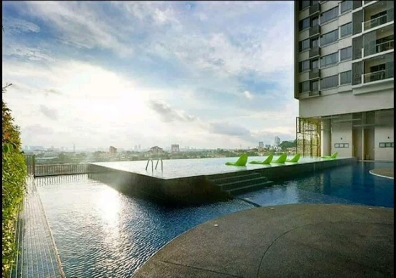 Apartment Luxury Kuala Lumpur@5mins To Mid Valley, Sunway Kuala Lumpur