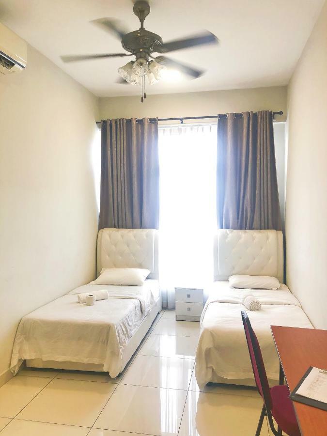 Apartment Royal Regent Condominium