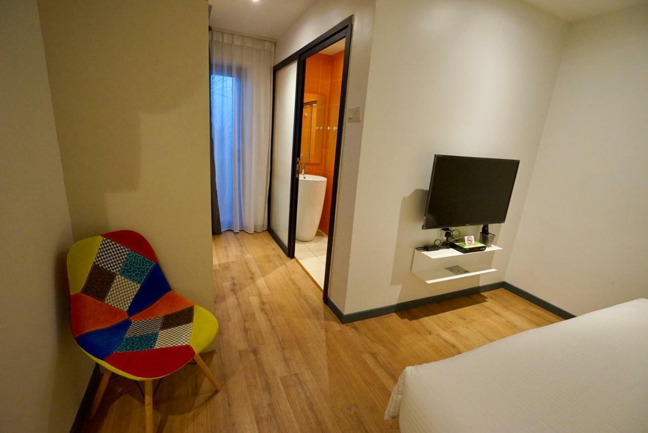 Chaos Penthouse Apartment *