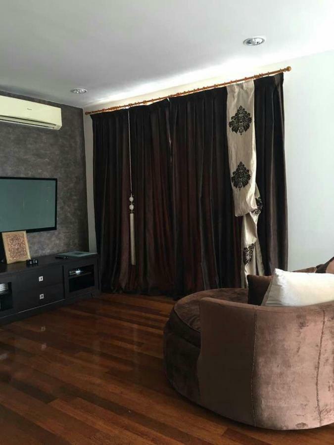 Oneiro Seri Bukit Ceylon Klcc Kuala Lumpur