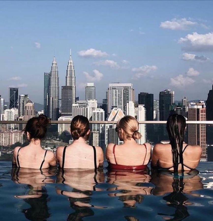 Klcc Inifinity Pool - The Regalia Residences & By Kl Minsu