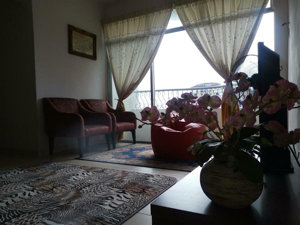D'tasik Homestay Apartment