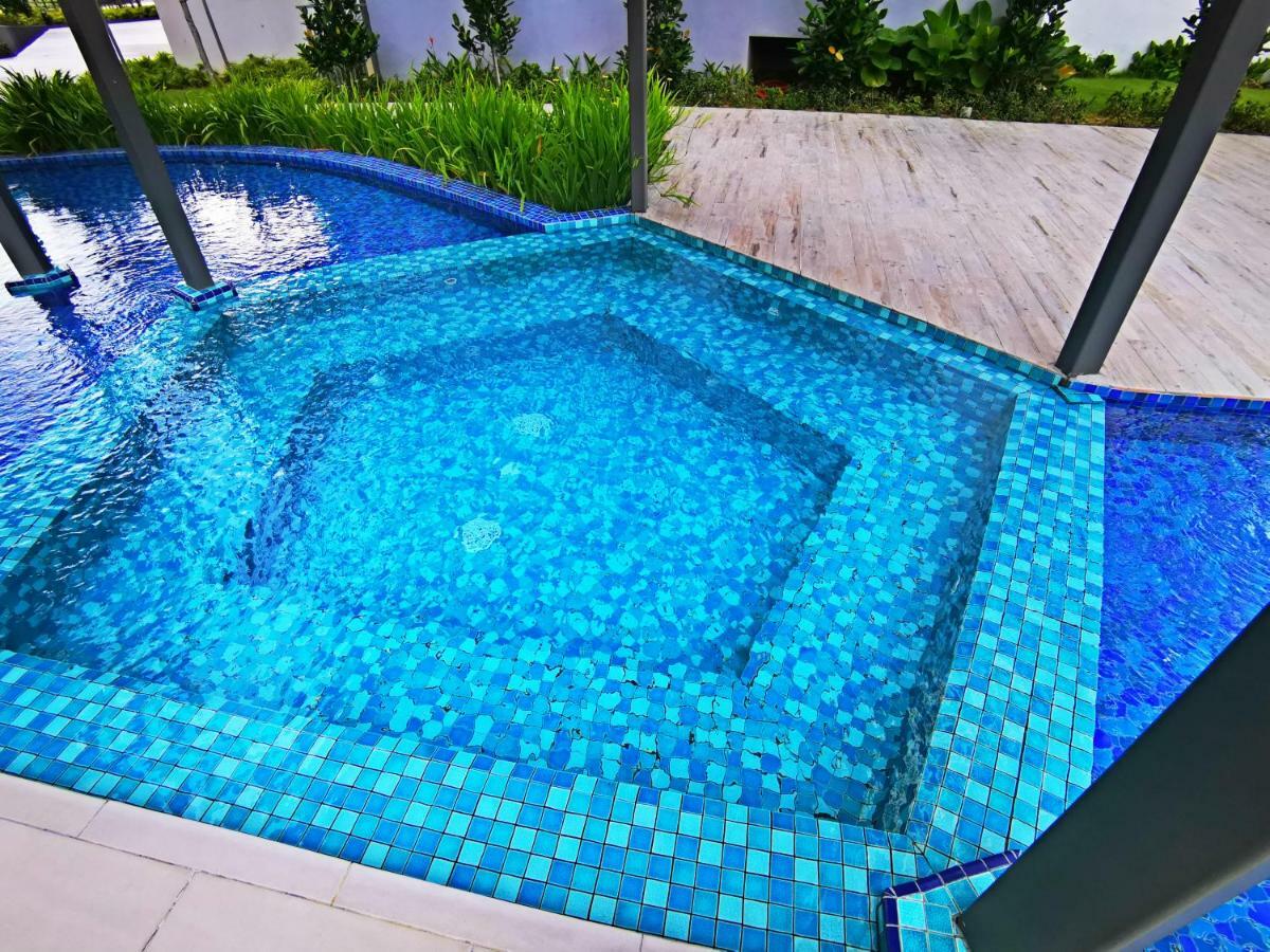 3min To Lrt Bukit Jalil @ Tenology Park, Axiata Arena Apartment Kuala Lumpur