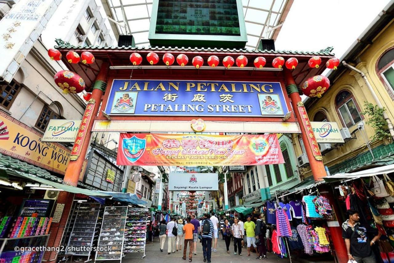 3Br Villa Puteri Near Sunway Putra, Pwtc + Parking * Kuala Lumpur