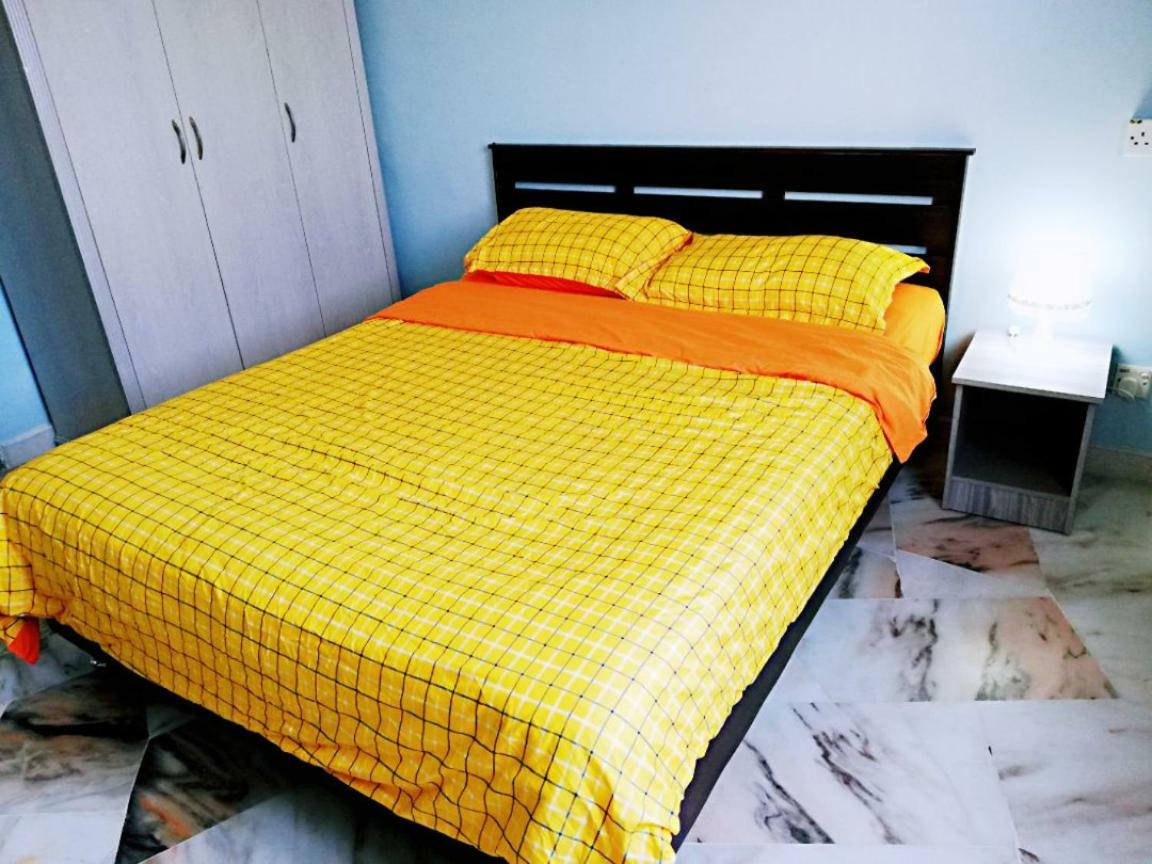Desa Petaling Homestay *