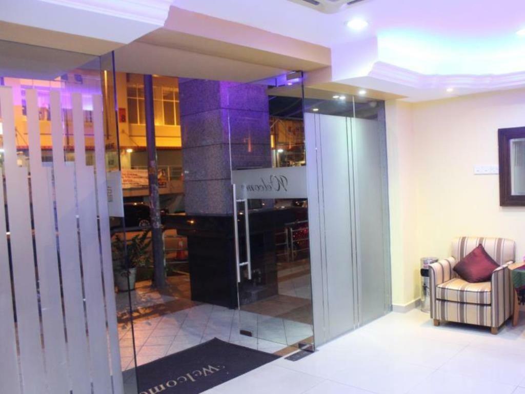 Hotel Pudu *