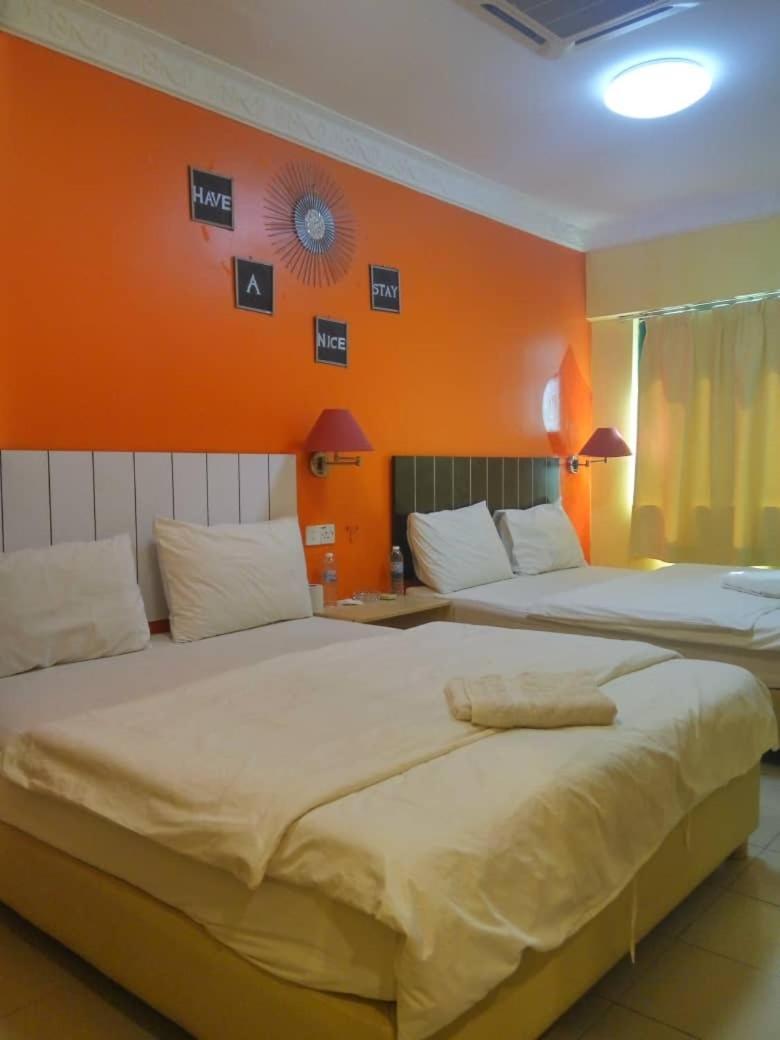 Pudu Hotel *