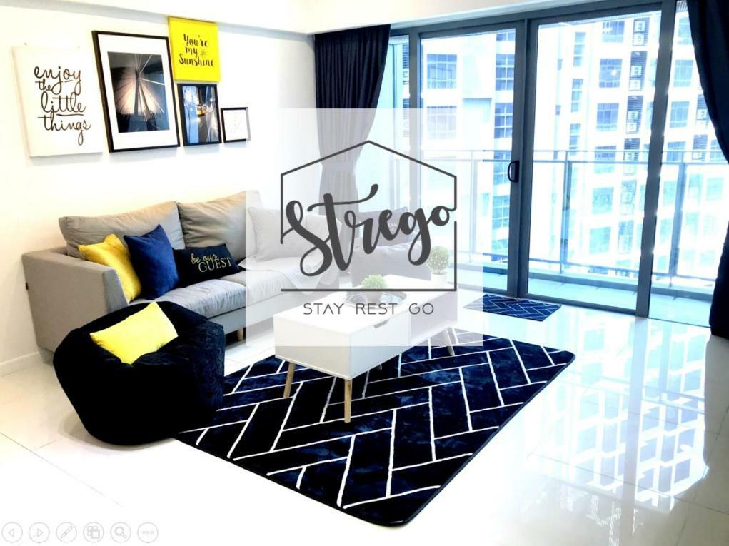 Hostel Summer By Strego