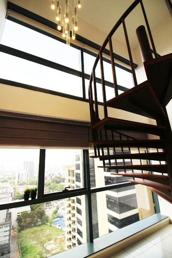 Manson @ 3 Towers Embassy Row Klcc View Duplex *