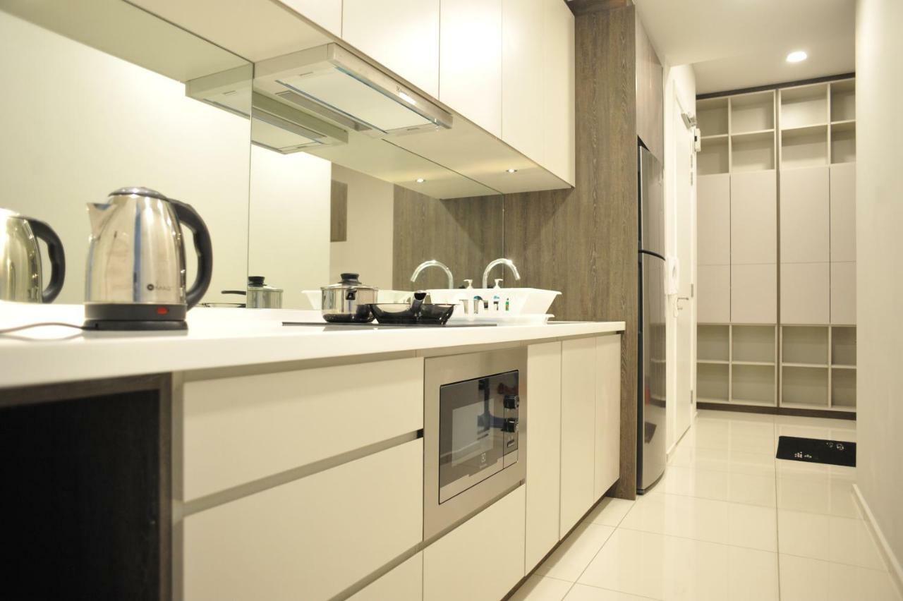 Apartment Infinity Skypool The Robertson Kl
