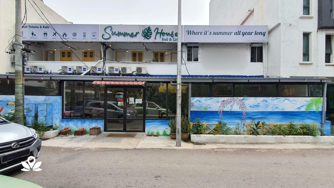 Hotel Summer House Bed & Cafe 2*
