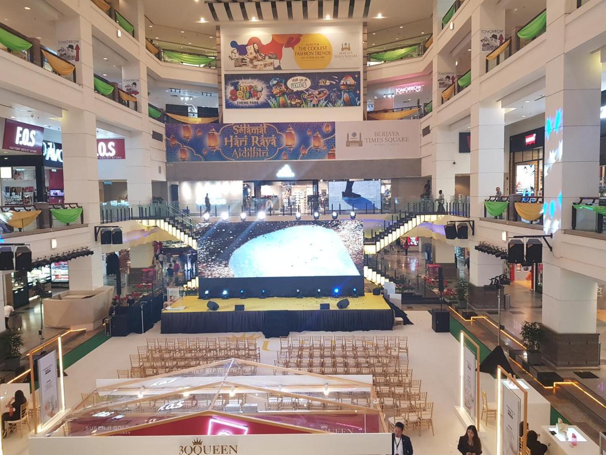 Times Square Private Service At Kl * Kuala Lumpur