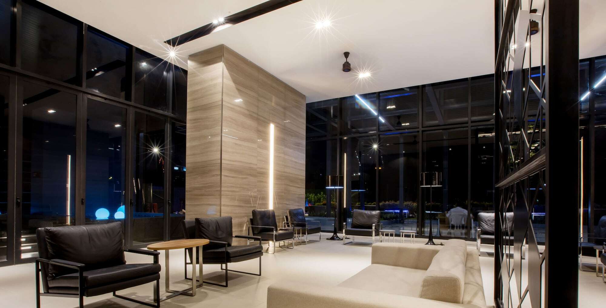 Hotel Expressionz Professional By Kl