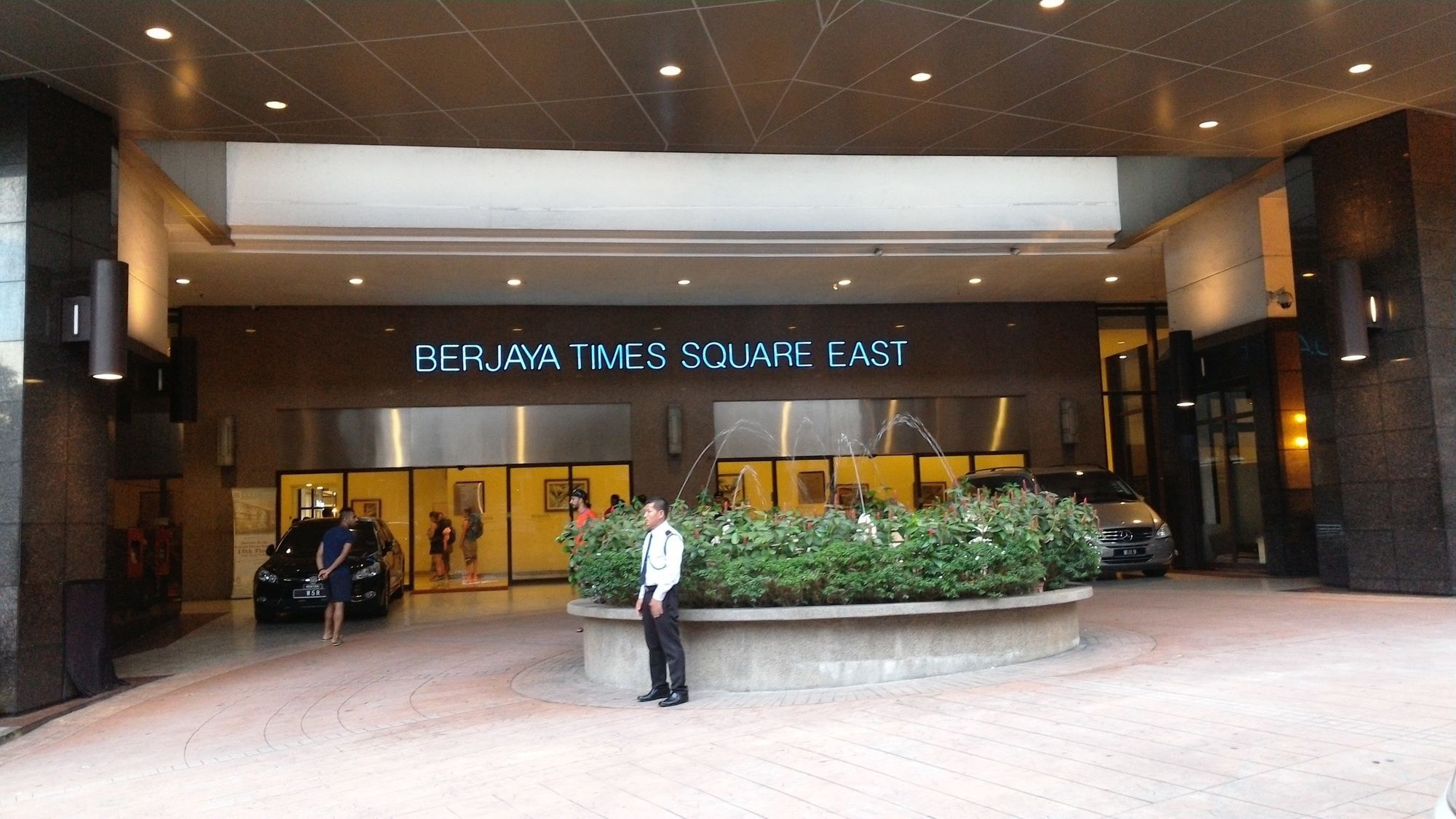 1imbi Times Square Hotel