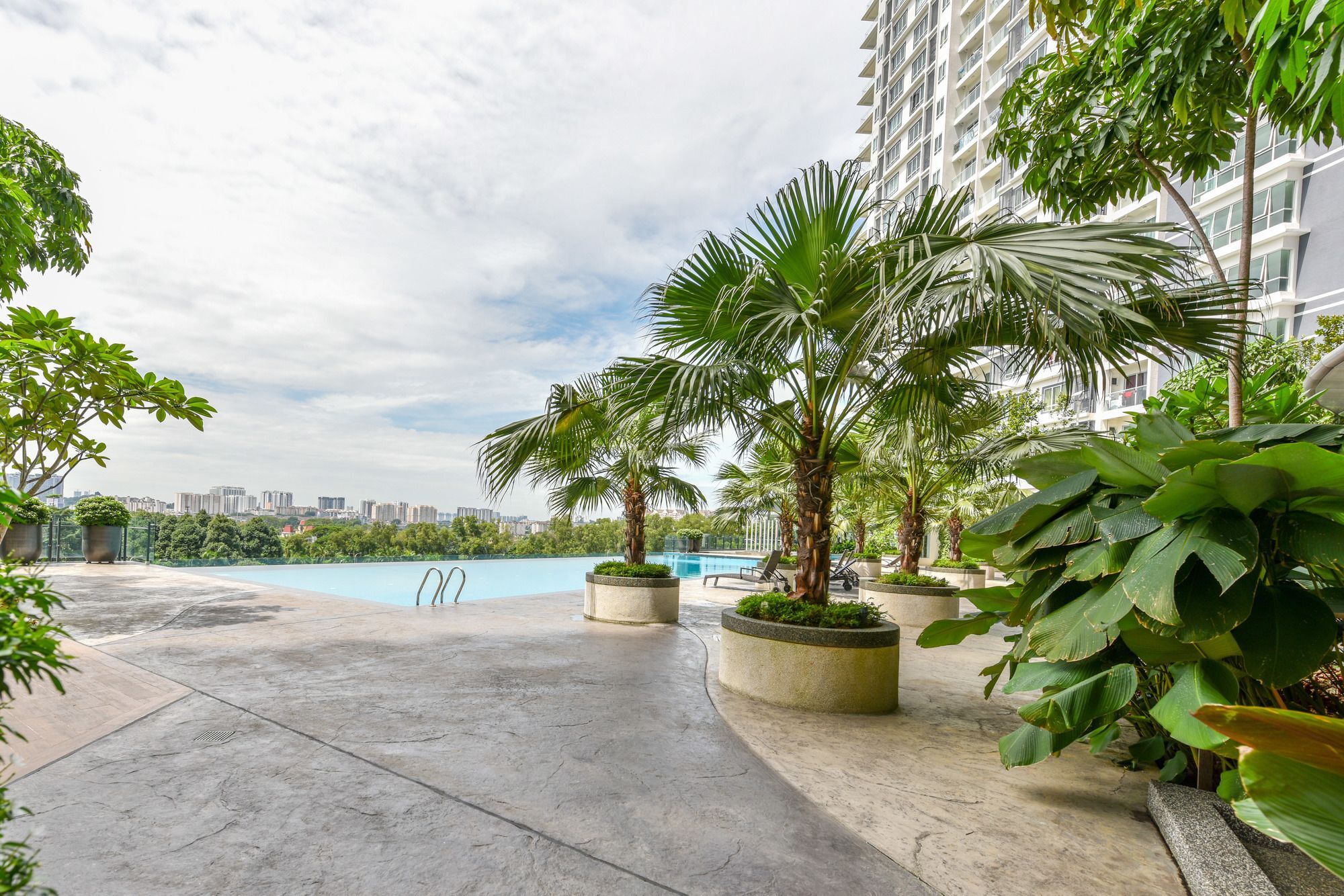 Apartment Desa By Perfect Host