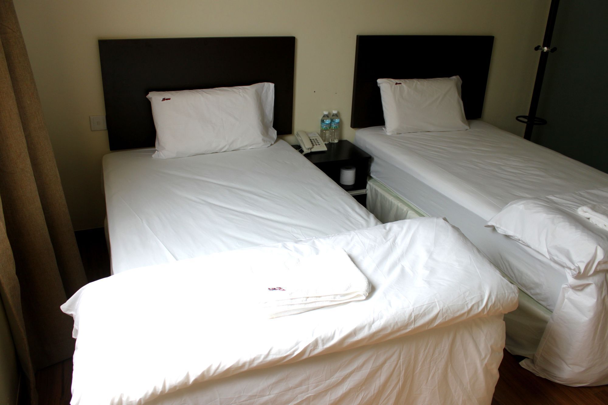 Hotel Sens