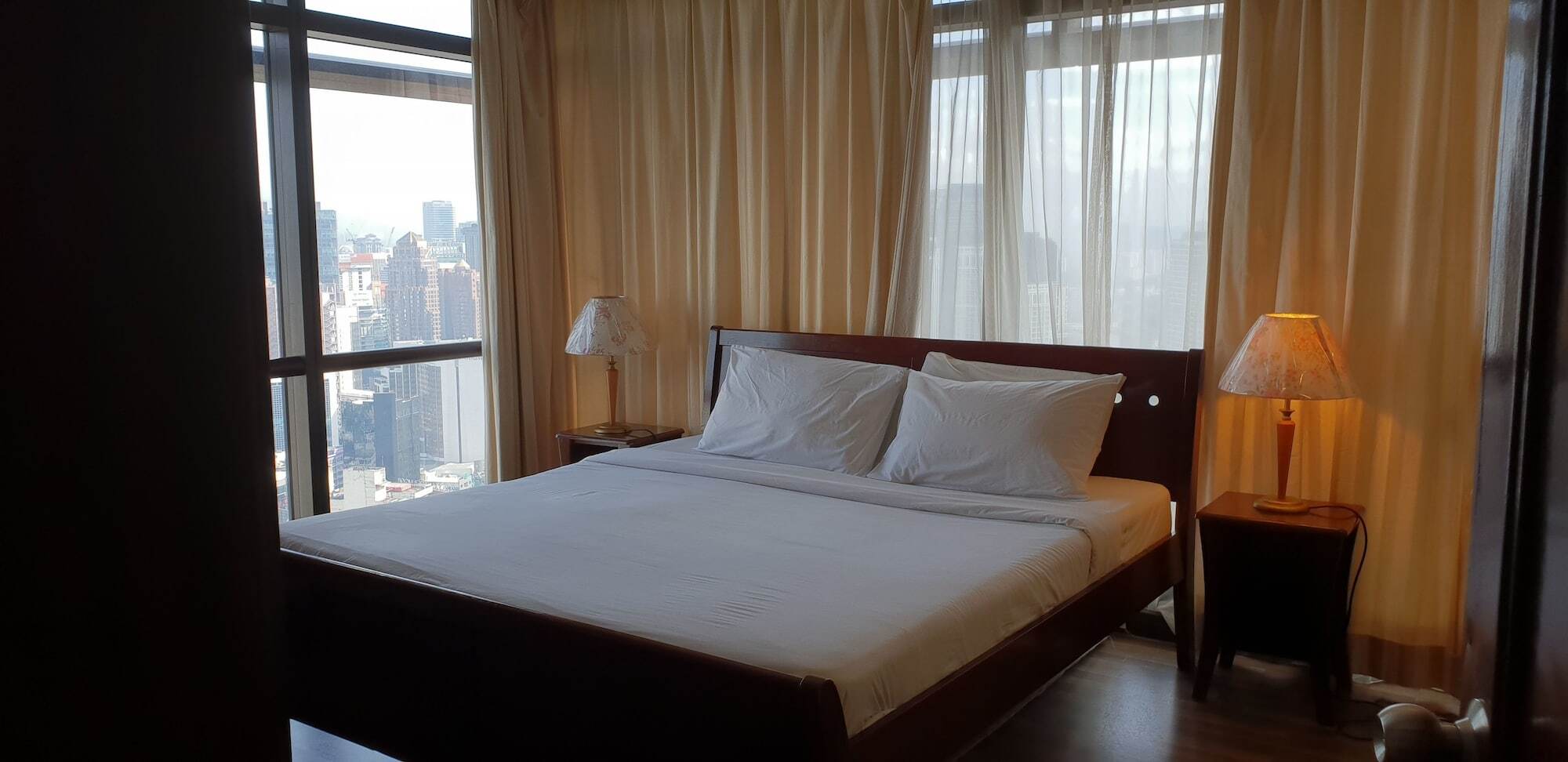 Lexus Service At Times Square Kl Hotel 3*