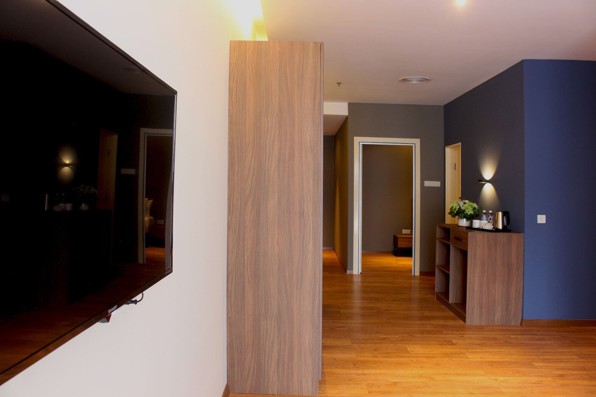Hotel Imperial Regency And 3*