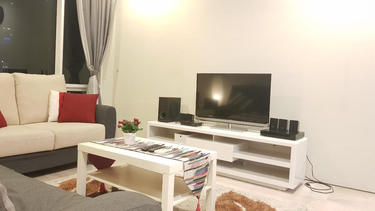 Soho Suites Pavilion Apartment