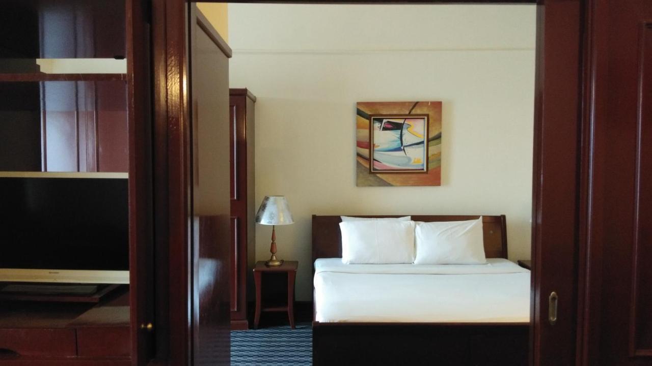 Best Service At Times Square Apartment *