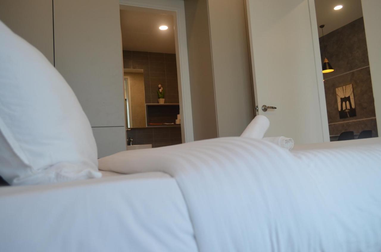 The Robertson By Myroyal Suites 4*