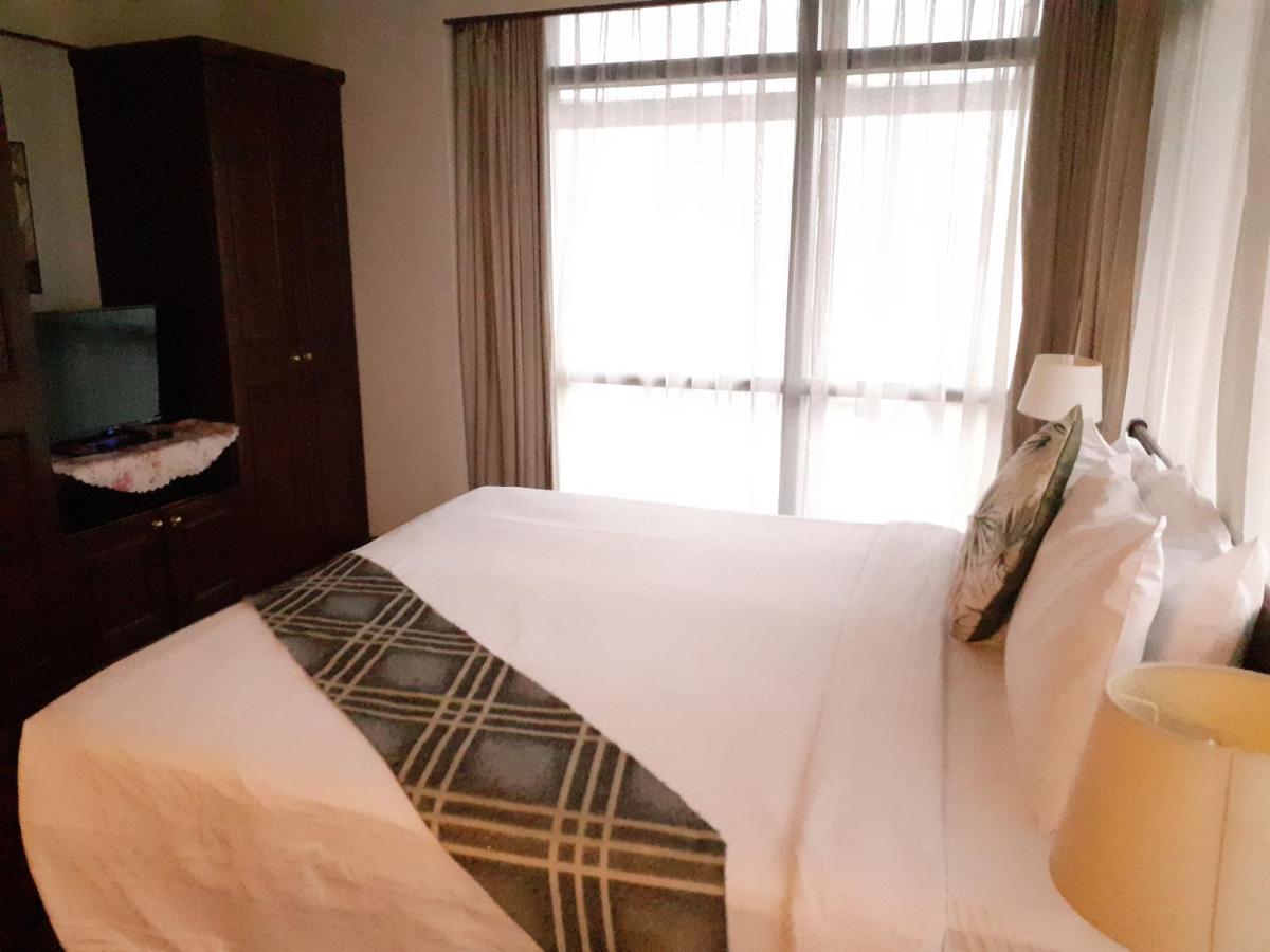 Peaceful Service At Times Square Apartment