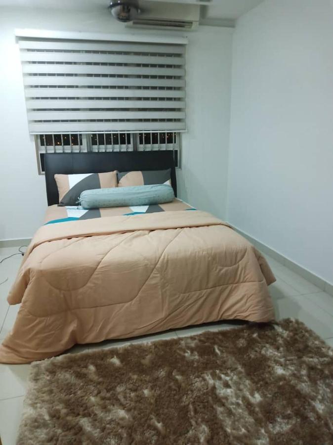 Apartment Panorama Sentul Rara Homestay *
