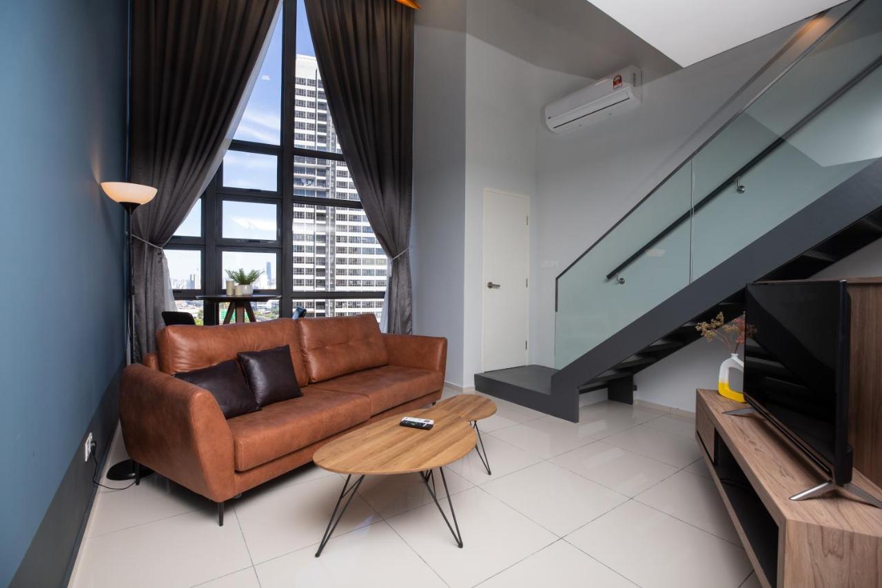 Eko Cheras Residences By Cobnb Kuala Lumpur