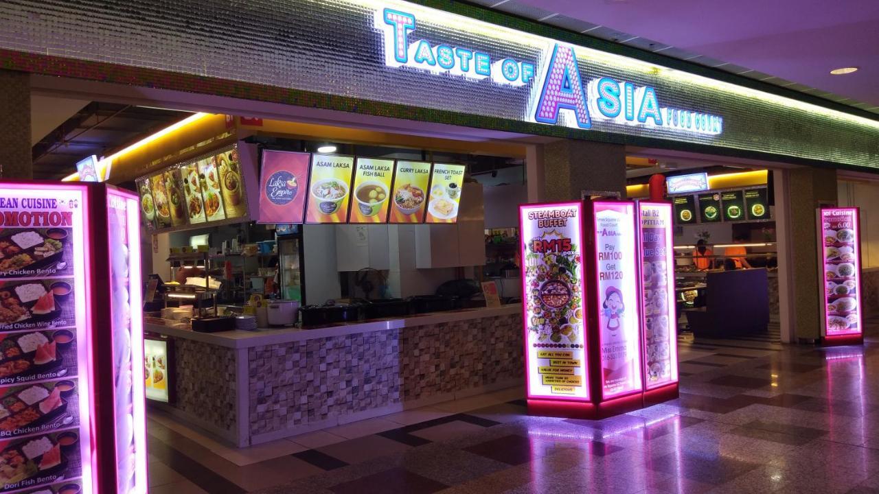 Hotel Berjaya Times Square At Kl City 4*