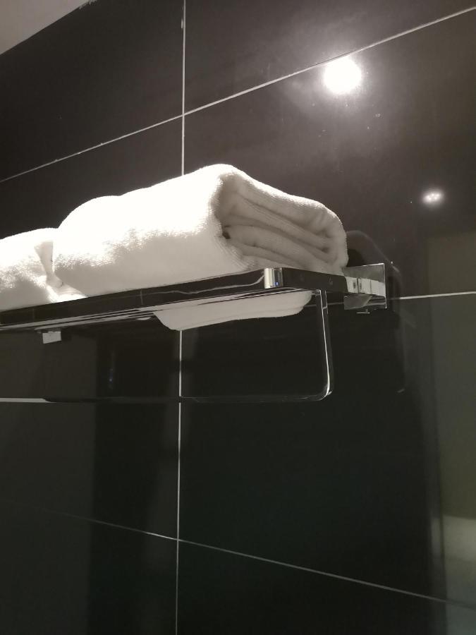 Hotel 49