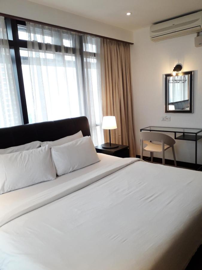 Khách sạn Golden Dream Service At Times Square 4*