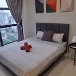 Arte Mont Kiara Pool View