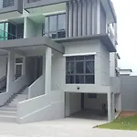 Desa Hill Villa