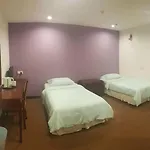Hotel 1312