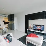 Robertson Premier Suites By Subhome