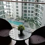Regalia Residence Service Apartment