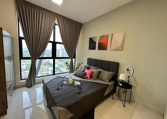 Arte Mont Kiara Pool View