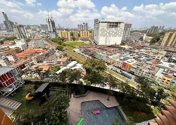 Lucentia Residences Bbcc