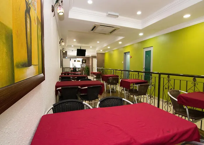 Oyo 103 V\'La Garden Hotel